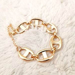 Gold bracelet
